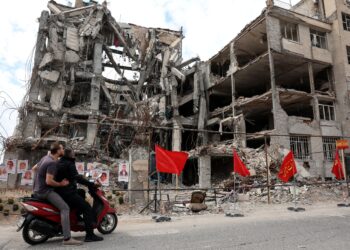 PERANG iran meragut ribuan nyawa dan membawa kemusnahan di Iran sejak AS-Israel melakukan serangan pada 28 Februari lalu. - AFP