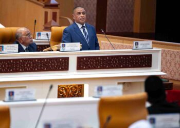 SAARANI Mohamad pada Sidang Dewan Undangan Negeri (DUN) Perak hari ini.