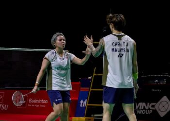 Tang Jie-Ee Wei mudah mara ke suku akhir pada Kejohanan Badminton Asia di Ningbo, China, hari ini. - Ihsan BAM