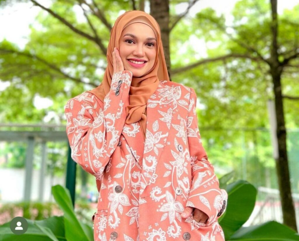 Saya peluk diri sendiri, luahkan semua atas sejadah – Puteri Sarah