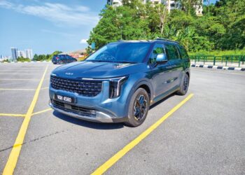 KIA Carnival 11 tempat duduk ditawarkan pada harga bermula RM188,888.