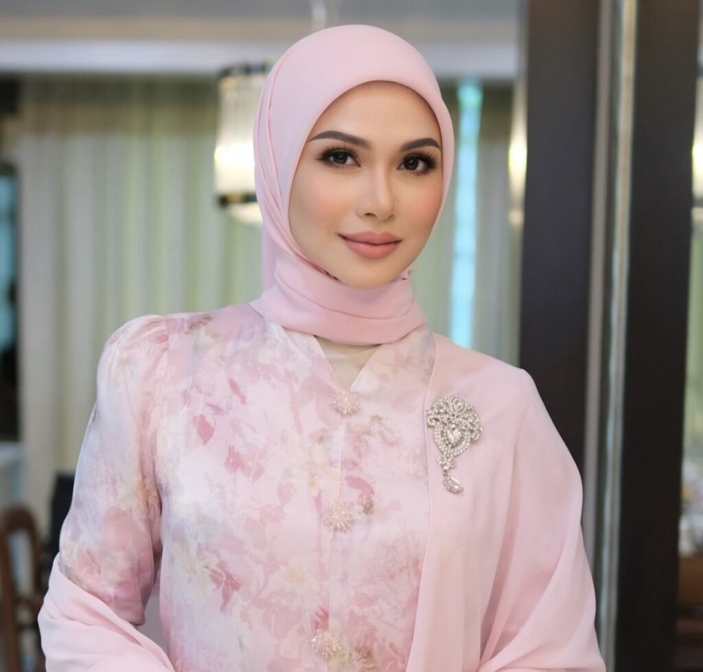 Kalau sombong mungkin saya akan balas cara yang sama- Anzalna