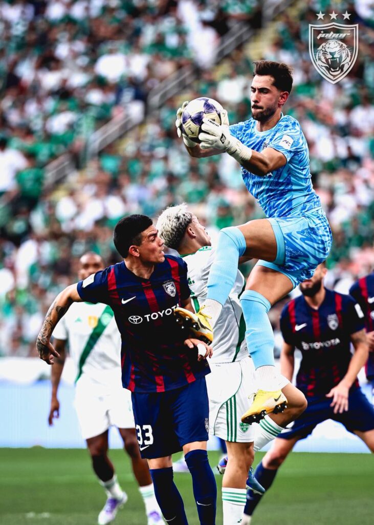 Munoz tabik semangat juang JDT