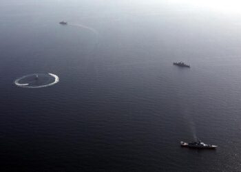 GAMBAR fail Teluk Oman. - AFP