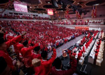 PAU kali ini perlu menjadi ruang untuk UMNO melakukan political stock-taking,  melihat dengan jujur di mana parti berada selepas lapan tahun mencari jalan pulang.