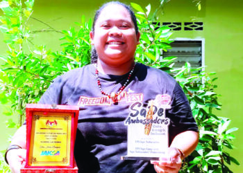 SELINDANG Sari Seliman, wanita Orang Asli dari Perak yang aktif mempopularkan tradisi kaumnya di negara ini dan seluruh dunia. - UTUSAN