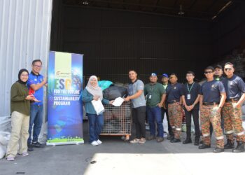 JOHOR Port berjaya mengumpulkan kira-kira 1,065 kilogram (kg) tekstil dan pakaian terpakai dalam tempoh seminggu menerusi Kempen Kesedaran Penjagaan Alam Sekitar yang dilaksanakan baru-baru ini.