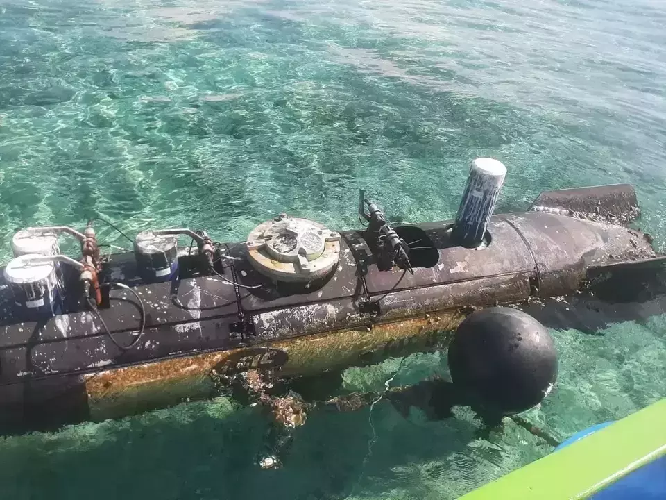 Objek seperti torpedo ditemukan dekat Lombok