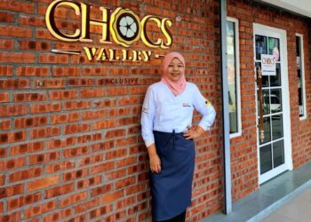 SITI Nurdiana Mohd Khir Ketika ditemui di premis Chocsvalley Chocolate.