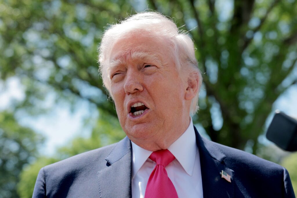 Trump enggan guna senjata nuklear ke atas Iran