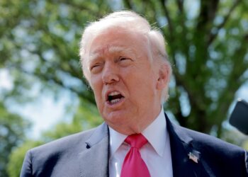 TRUMP tolak kemungkinan menyerang Iran dengan senjata nuklear. - AFP