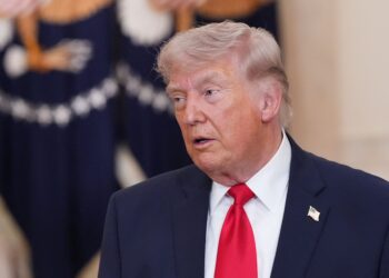 TRUMP mendedahkan askar AS yang diselamatkan berada dalam keadaan cedera parah. - AFP