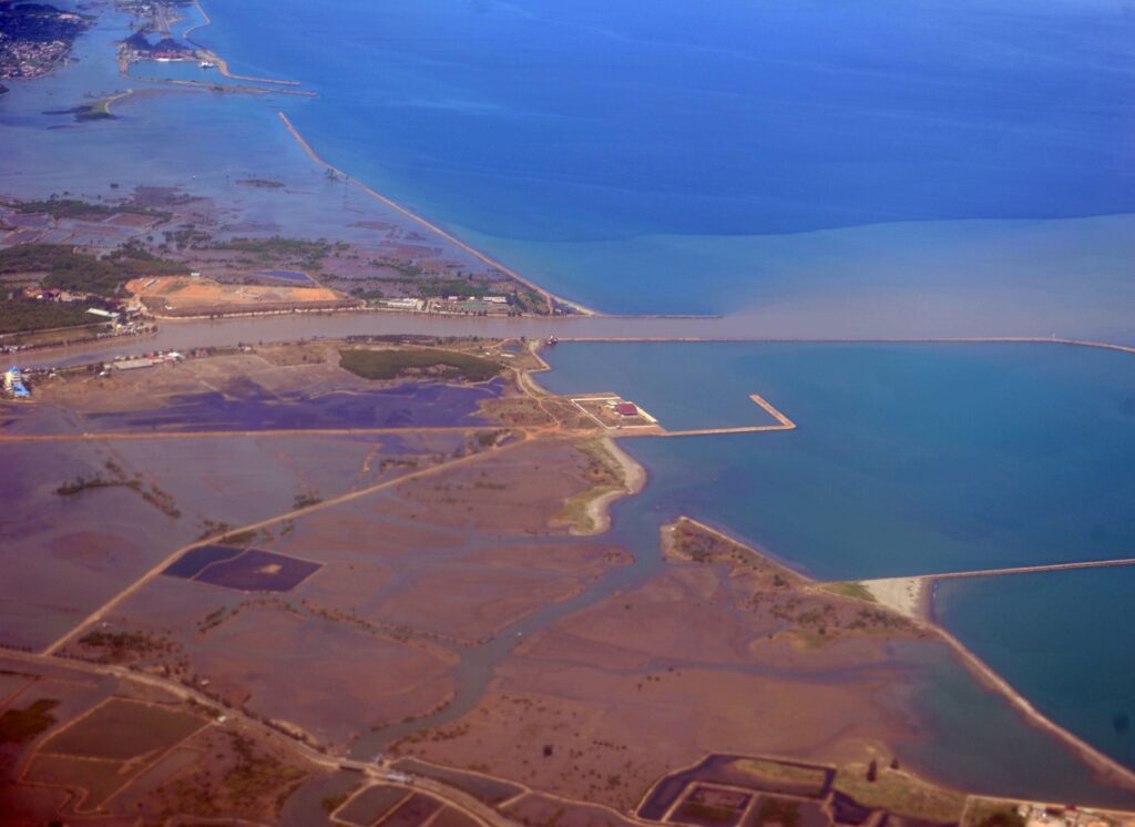 Gempa bumi kuat di Maluku, amaran tsunami dikeluarkan