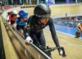 Nur Aisyah Mohamad Zubir ketika beraksi dalam acara penyingkiran wanita pada Kejohanan Trek Piala Dunia di Velodrom Nasional Nilai, kelmarin. Gambar ISKANDAR ISHAK 