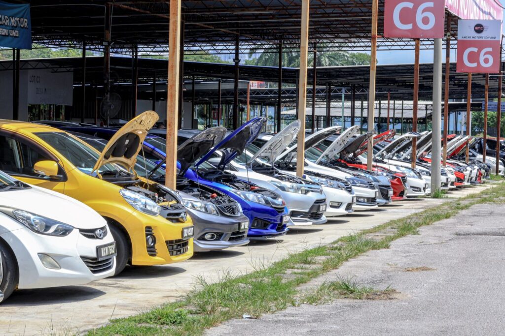 LAPORAN KHAS: Lambakan kereta