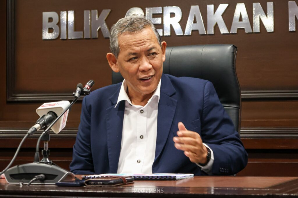 Aminuddin dijadual menghadap Tuanku Muhriz hari ini