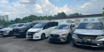 SPRM turut membekukan sebanyak 70 akaun bank bernilai kira-kira RM8.5 juta selain menyita tujuh buah kenderaan bagi membantu siasatan.