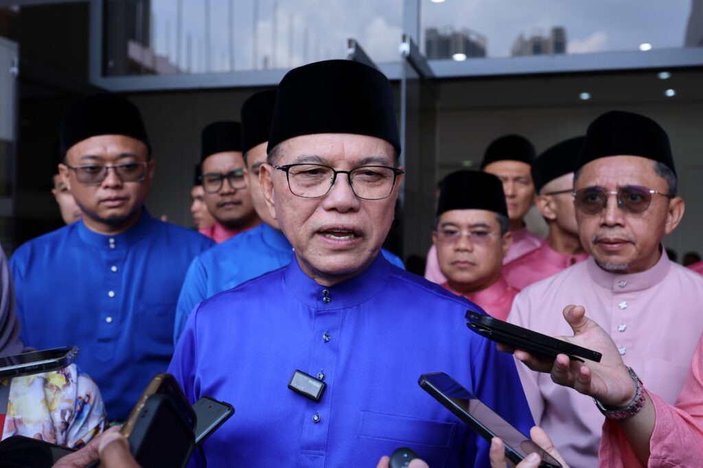 ADUN Pahang terima peruntukan RM15,000 setiap minggu, agih bantuan barangan asas