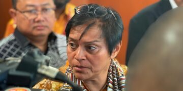 AZALINA Othman Said selepas menghadiri Mesyuarat Jawatankuasa Pilihan Khas kali ketiga di Parlimen hari ini.