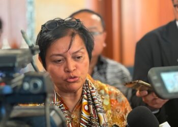 AZALINA Othman Said selepas menghadiri Mesyuarat Jawatankuasa Pilihan Khas kali ketiga di Parlimen hari ini.