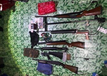 SENJATA api jenis M-16 antara yang dirampas PGA selepas menahan seorang wanita di Kampung Miah, Kuala Krai, Kelantan hari ini-IHSAN PGA