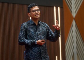 AKMAL NASRULLAH MOH NASIR