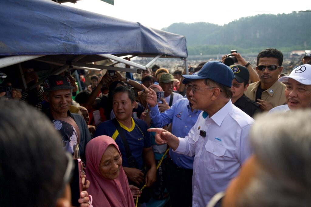 Kerajaan tidak akan biarkan penduduk Kg. Bahagia bersendirian