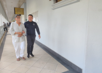 SHAMSUL RIJAL Mohd Yussof didakwa atas pertuduhan menipu dalam pelaburan perniagaan jual beli minyak diesel, di Mahkamah Sesyen Kuala Lumpur, hari ini. - UTUSAN