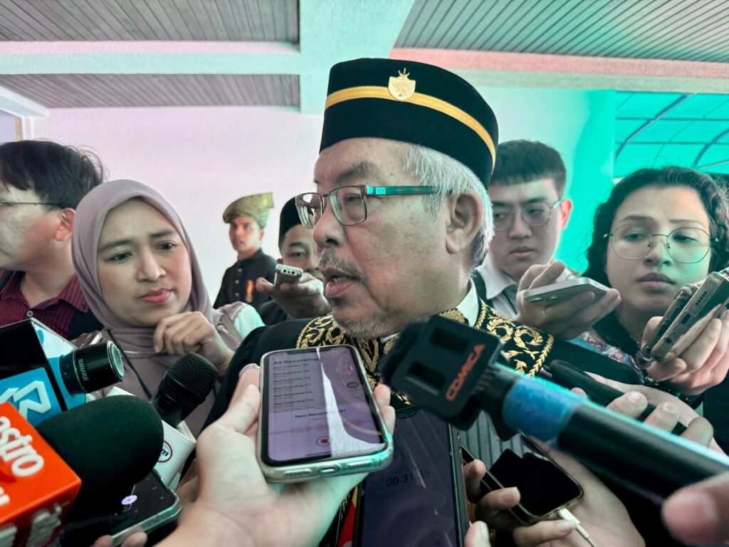 PRN N.Sembilan: Notis bubar DUN diserah SPR