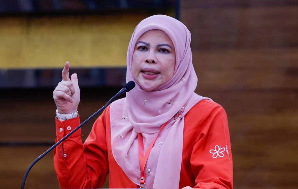 Tekanan PRU-16 semakin panas, ahli Bersatu perlu kekal jati diri – Rina
