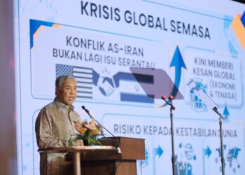 AHMAD Zahid Hamidi berucap pada Majlis Perhimpunan Bulanan KKDW di Putrajaya.