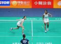 Pearly-Thinaah mudah menewaskan beregu Taiwan, Yin Hui-Jhih Yun pada pusingan pertama Kejohanan Badminton Asia di Ningbo, China, hari ini. - Ihsan BAM
