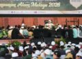 ABDUL Hadi Awang menyampaikan Kuliah Duha Khas pada Ijtimak Antarabangsa Perpaduan Ummah Kali Ke-5 dan Himpunan Alam Melayu 2026 di pekarangan Kompleks Sukan Negeri, Kuala Nerus, Terengganu. - UTUSAN/PUQTRA HAIRRY