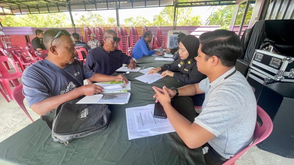 Pesawah beli jentera sendiri elak bayar upah tinggi