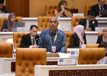 KHAIRUDIN Abu Hanipah pada persidangan Dewan Undangan Negeri di Bangunan Perak Darul Ridzuan di Ipoh hari ini.