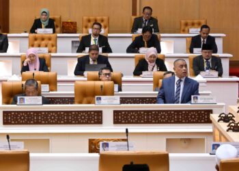 MENTERI Besar Perak, Datuk Seri Saarani Mohamad  pada Sidang Dewan Undangan Negeri (DUN) Perak.
