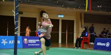 ZHEN Yu yang diletakkan sebagai pilihan 3/4 menewaskan wakil Kedah tersebut 21-15, 21-19 dalam masa 50 minit. - IHSAN BAM