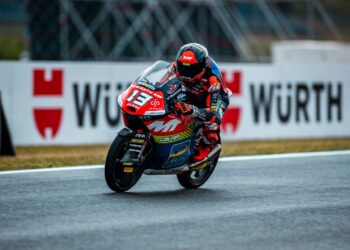 Hakim Danish menokok tiga mata pada GP Sepanyol di Litar Jerez, Sepanyol, hari ini. - Gambar Ihsan SIC Racing