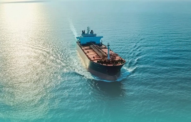 Petronas sahkan kapal Ocean Thunder selamat tiba Pengerang