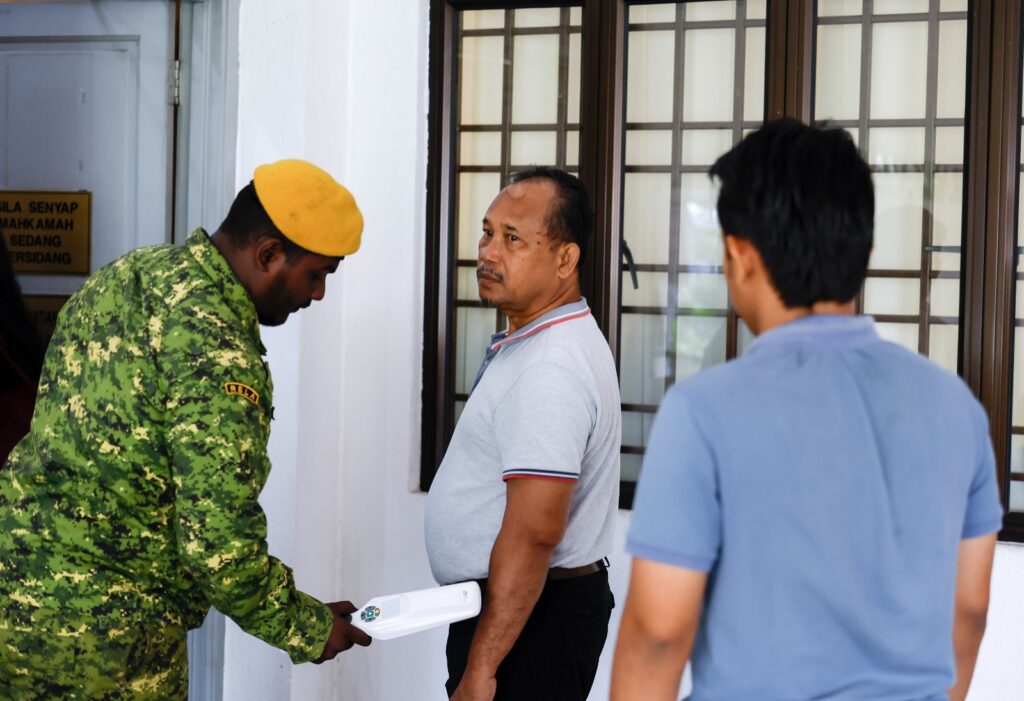 Warga emas dipenjara empat bulan, buat komen jelik terhadap institusi diraja