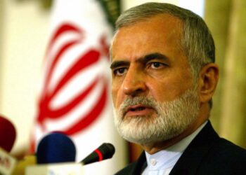 KAMAL Kharazi cedera akibat serangan di rumahnya. - AFP