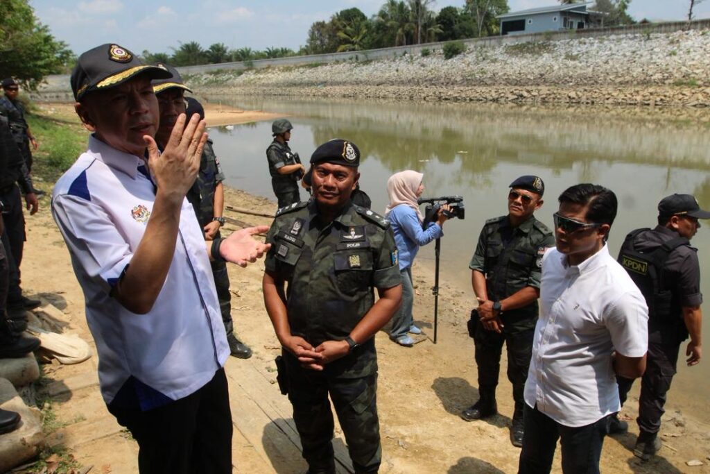 Seleweng pemegang lesan antara enam taktik licik sindiket seludup barang subsidi