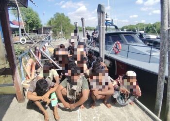 ANTARA pendatang asing tanpa izin (PATI) yang ditahan Agensi Penguatkuasaan Maritim Malaysia (APMM) menerusi Op Khas Pagar Laut 1/2026.