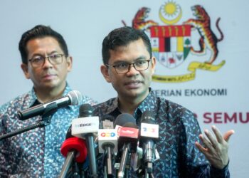 AKMAL NASRULLAH MOHD. NASIR