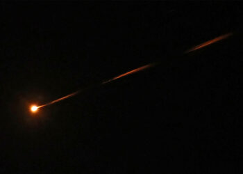 SIMPANAN peluru berpandu Iran masih mencukupi. - AFP