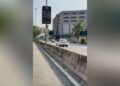 TANGKAP layar video memaparkan sebuah  kenderaan dikesan memandu melawan arus di Jalan Klang Lama, awal bulan ini.