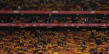 Polis wilayah Catalonia, Mossos d'Esquadra, mengesahkan siasatan telah dibuka susulan insiden terbabit yang disifatkan mencemarkan imej Sepanyol. - AFP