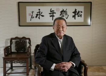 ROBERT KUOK