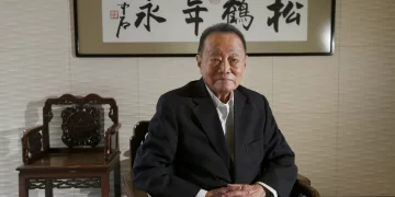 ROBERT KUOK