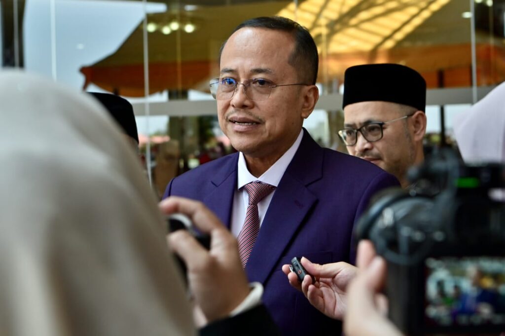 Dalam politik, semua boleh jadi – Ahmad Samsuri